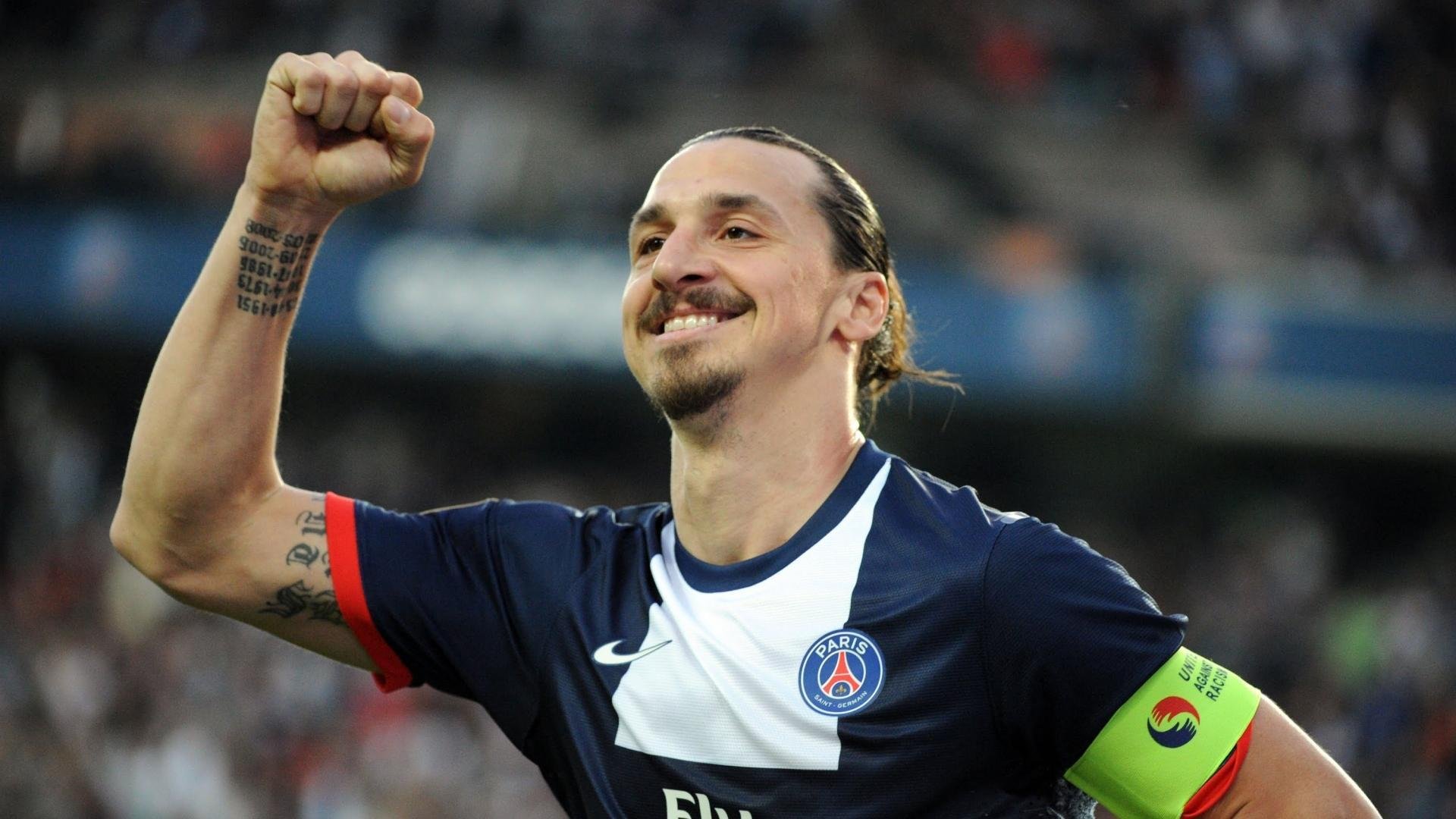 九游官网首页-“场外精彩:明星球员的温馨生活瞬间”,明星球员足球