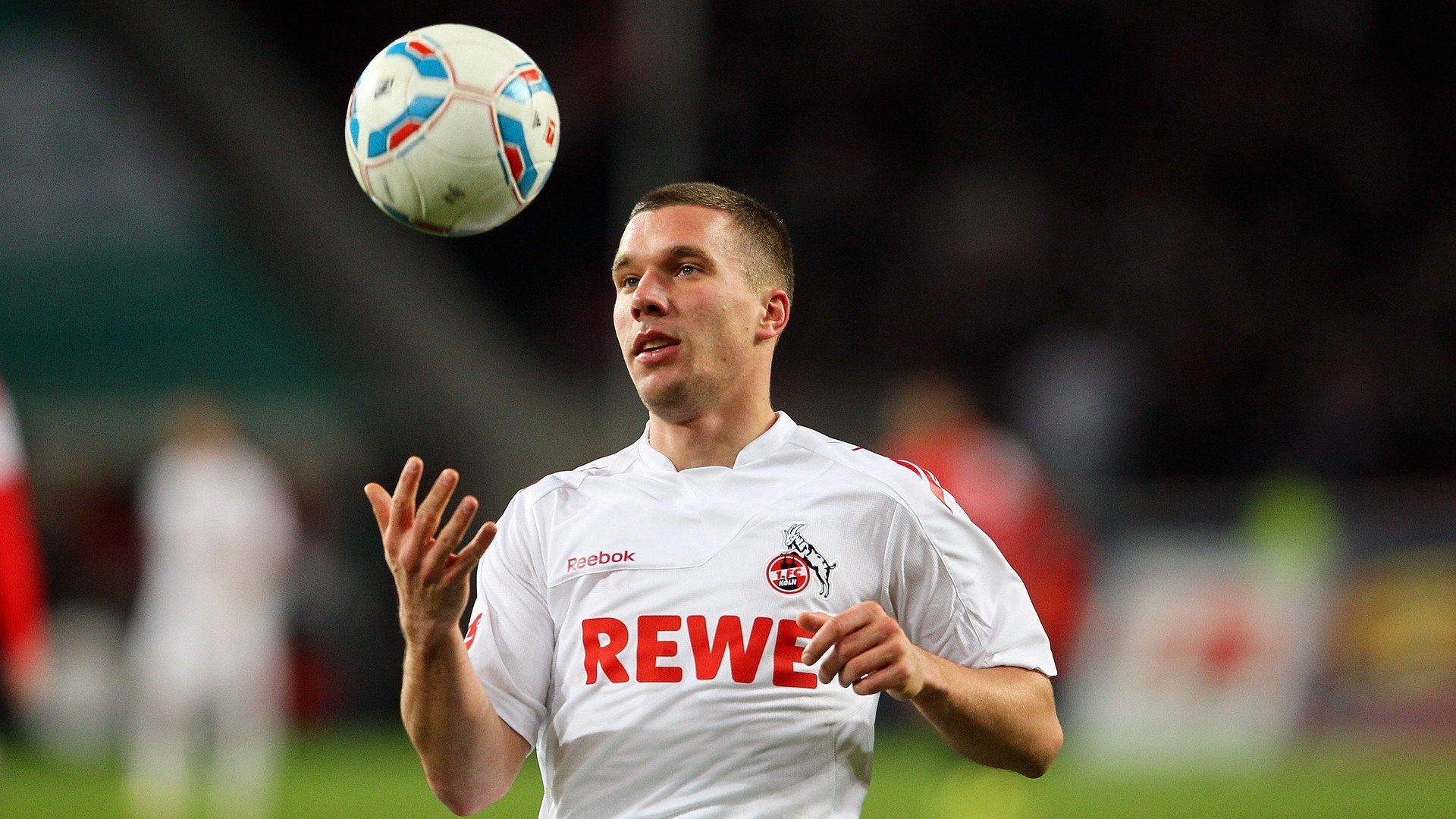 逆风微笑:在困境中坚守的运动员精神,逆境中成长的运动员